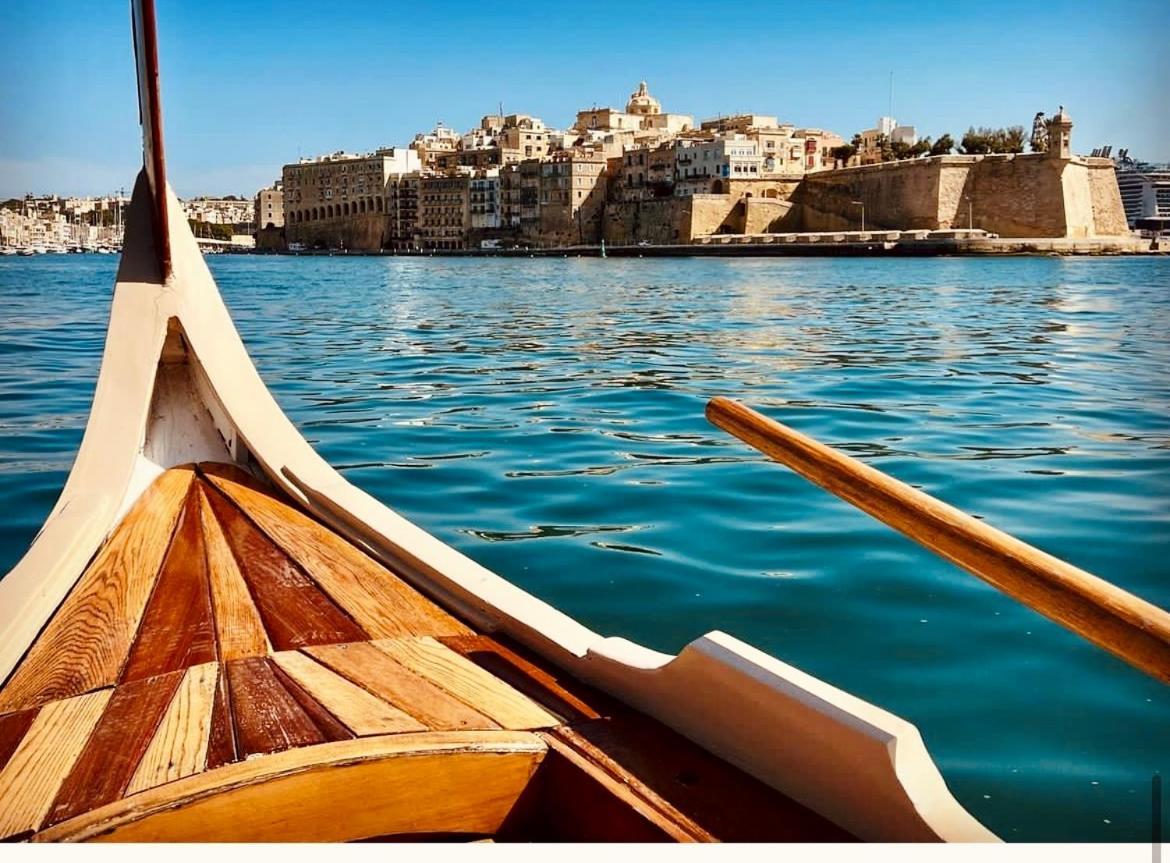 New & Unique Apartment - A 5 Minutes Ferry To Capital City Of Valletta Senglea Buitenkant foto